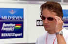 Jenson Button(Benetton) / Jenson holding on to his glasses